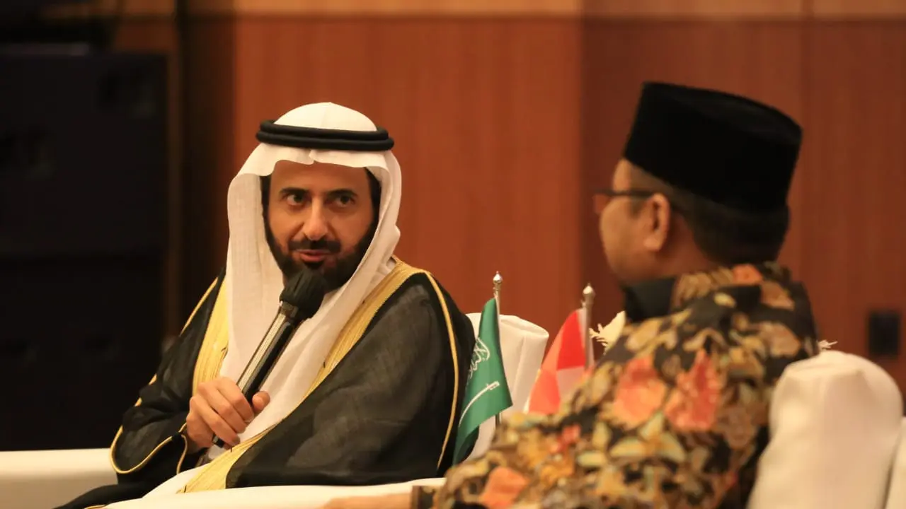 Menteri Agama (Menag) Yaqut Cholil Qoumas menerima kunjungan Menteri Haji dan Umrah Arab Saudi Tawfiq F Al Rabiah. (Foto: Kemenag/Liputan6.com)