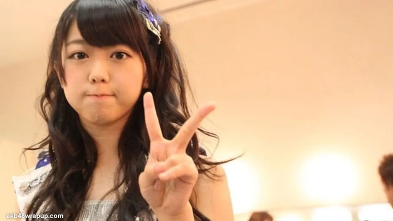 minami-minegishi-akb48-130201c.jpg