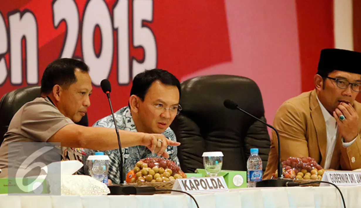 Polda Metro Jaya bersama Gubernur DKI Jakarta dan Wali Kota Bandung gelar rapat koordinasi kesiapan pengamanan final sepak bola Piala Presiden 2015, Jakarta, Jumat (16/10/2015). (Liputan6.com/Yoppy Renato)