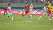 Pertandingan Timnas Indonesia melawan Vietnam pada lanjutan Piala AFF 2026 di Stadion Pakansari, Bogor, Senin (3/8/2026). (Bola.com/Budy Santoso)