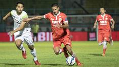 Raphael Maitimo, gelandang naturalisasi yang menjadi bintang baru Persija Jakarta. (Bola.com/Vitalis Yogi Trisna)