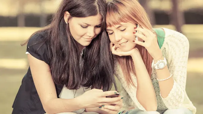 Revoke WhatsApp/Twitter.com