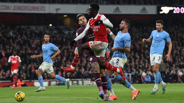 Foto: Manchester City Kudeta Puncak Klasemen Liga Inggris setelah Tumbangkan Arsenal di Kandangnya