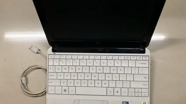 Salah satu barang bukti yang diamankan dalam kasus penjualan video porno di Jakarta Barat