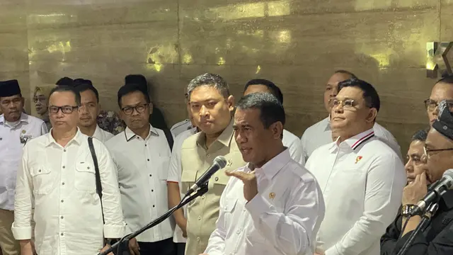 Menteri Pertanian (Mentan) Andi Amran Sulaiman bersama Wakil Menteri Pertanian (Wamentan) Sudaryono di Kementerian Pertanian, Senin (8/6/2026). (Liputan6.com/Christian)