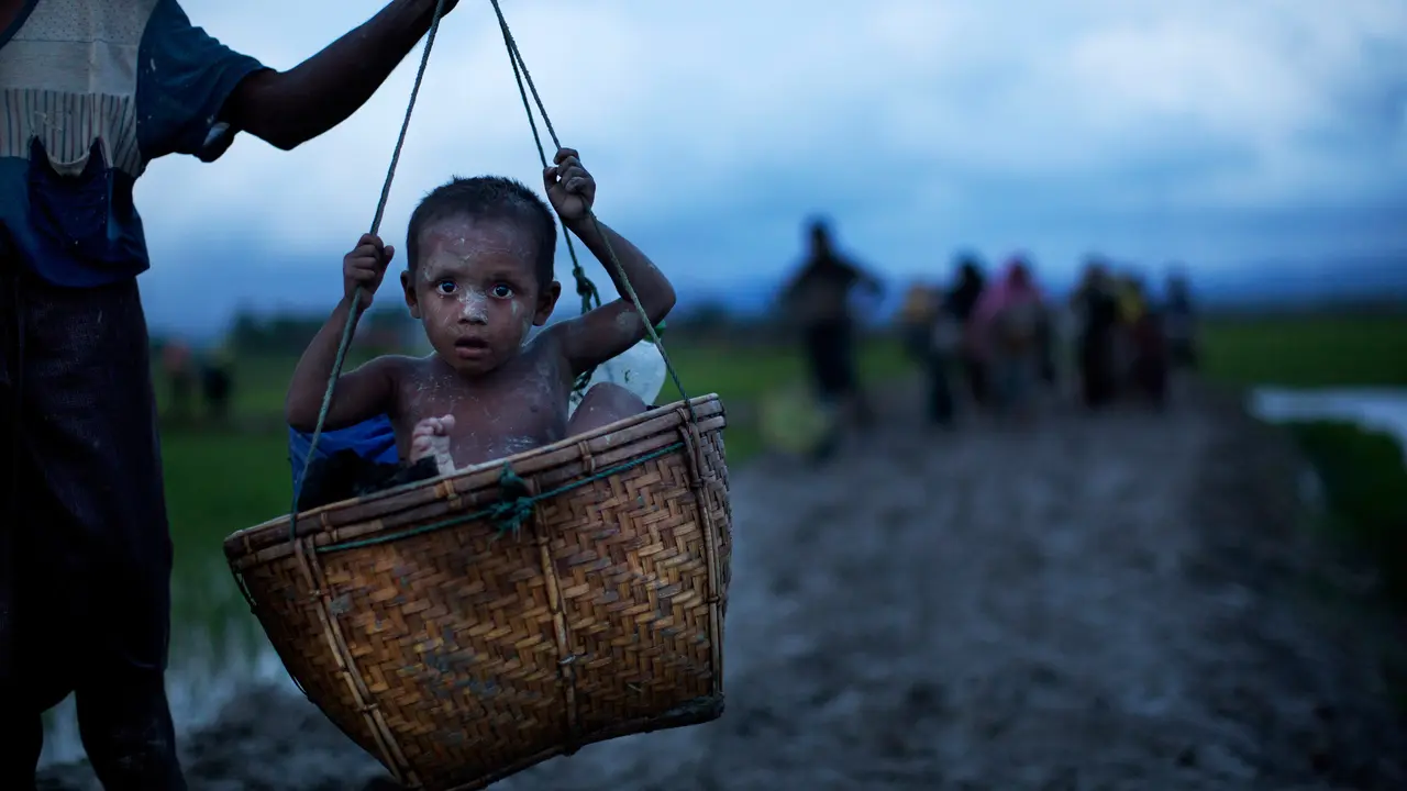 Potret Pilu Bocah Rohingya yang Menyesakkan Dada