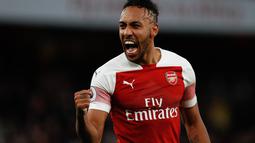 1. Pierre-Emerick Aubameyang (Arsenal) - 10 gol dan 2 assist (AFP/Adrian Dennis)