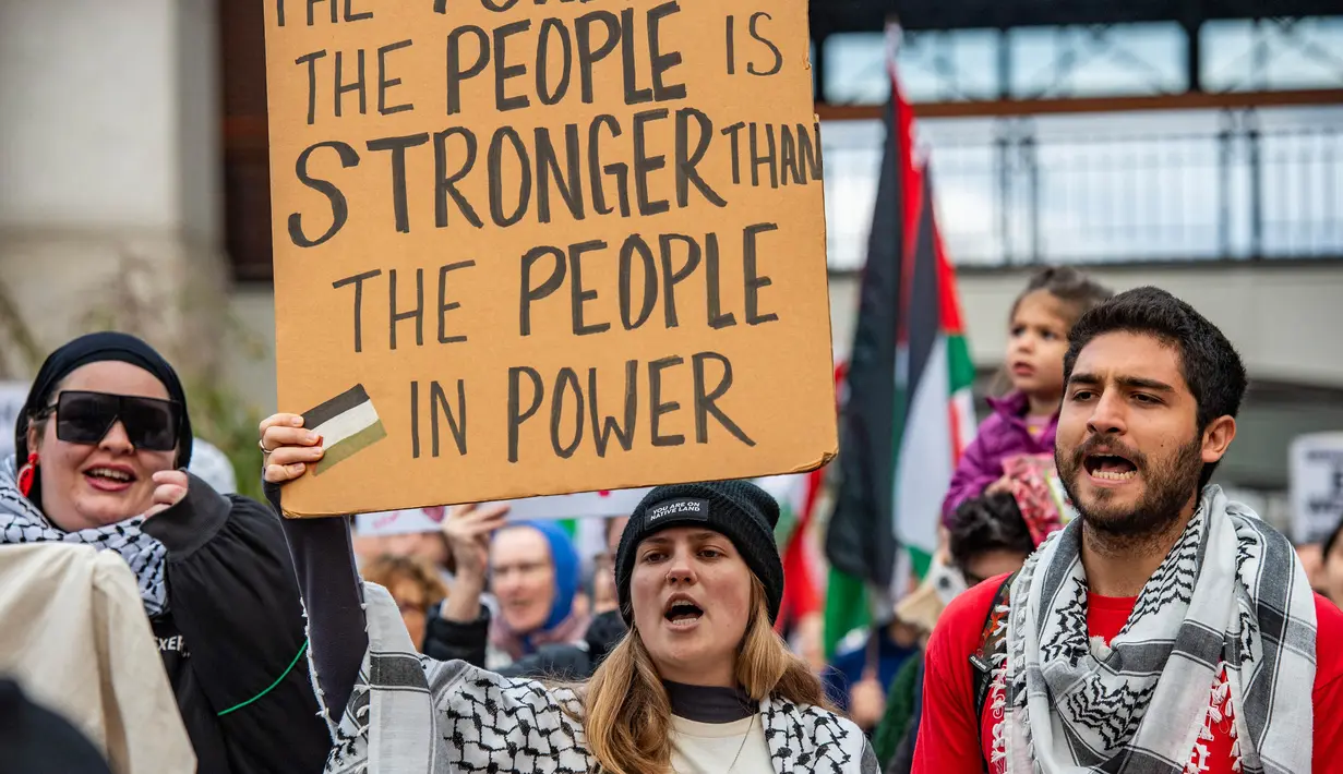 Aksi unjuk rasa untuk mendesak penghentian bantuan Amerika Serikat ke Israel. (Joseph Prezioso/AFP)