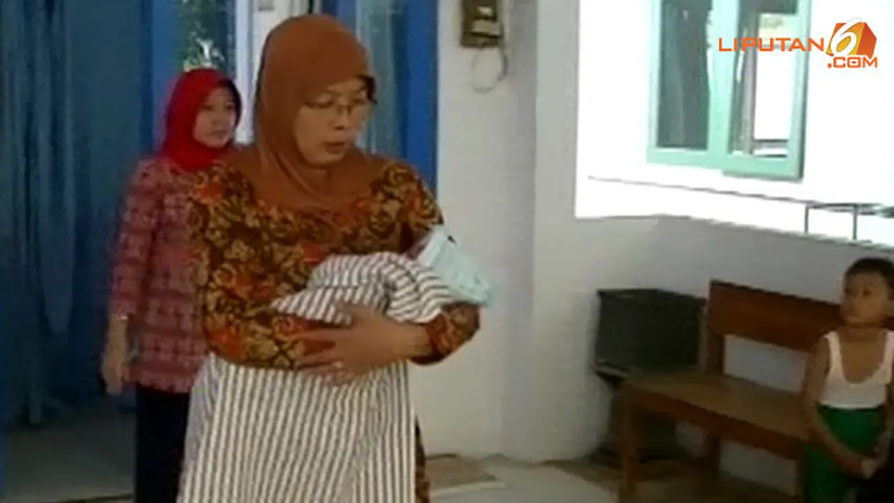 bayi-lemari-131122b.jpg