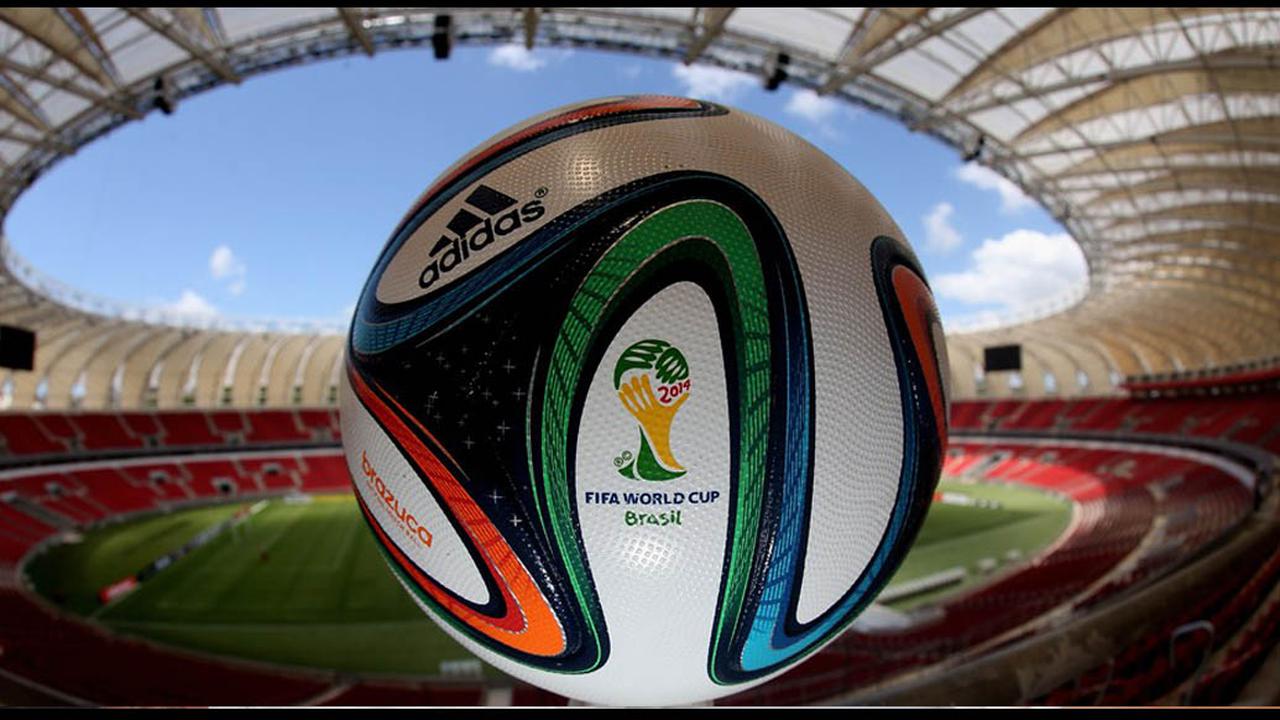 Bola Piala Dunia 2014