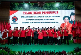 PDI Perjuangan menegaskan fokus partai dalam merangkul generasi muda melalui pelantikan Dewan Pimpinan Pusat Taruna Merah Putih (DPP TMP) masa bakti 2025–2030.