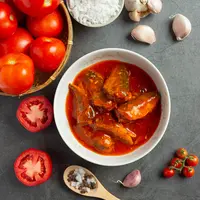 Ilustrasi ikan sarden saus pedas gurih/copyright freepik.com/jcomp