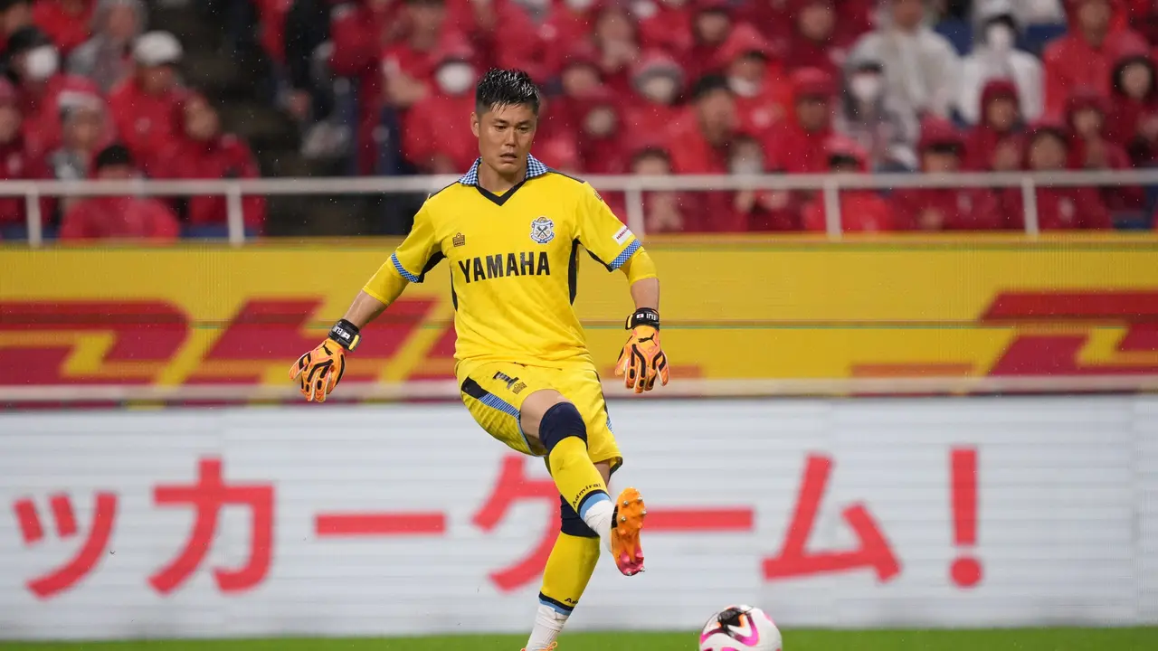 Kiper Jubilo Iwata, Eiji Kawashima