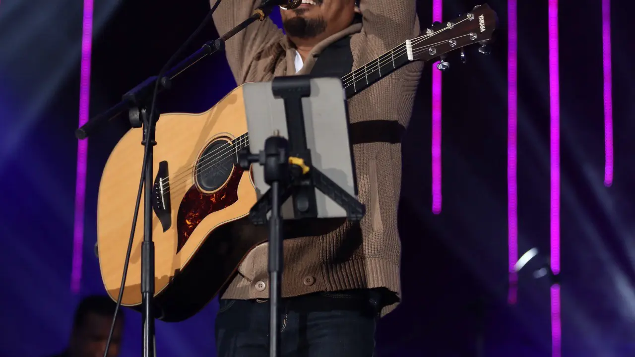 [Bintang] Glenn Fredly