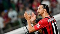Zlatan Ibrahimovic mencetak gol ke gawang Lazio dalam usia 39 tahun 344 hari. Torehan itu melewati rekor milik Bruno Alves sebagai pemain asing tertua yang mencetak gol di kasta tertinggi liga Italia. (Foto:AFP/Isabella Bonotto)