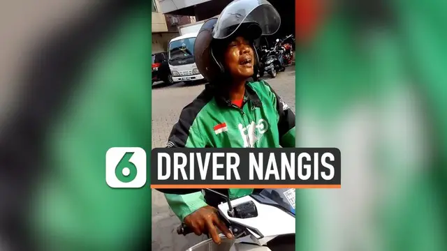 Seorang driver ojek online menangis sesenggukan lantaran orderannya dibatalkan oleh pelanggan secara tiba-tiba. Padahal, ia telah membayar 4 buah paket orderan yang dibatalkan senilai Rp 200 ribu. Driver juga mengaku sejak pagi belum mendapatkan pela...