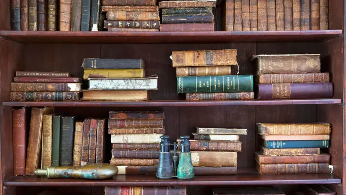 Editor Says: Kenapa Buku Fisik Lebih Baik dari Ebook?