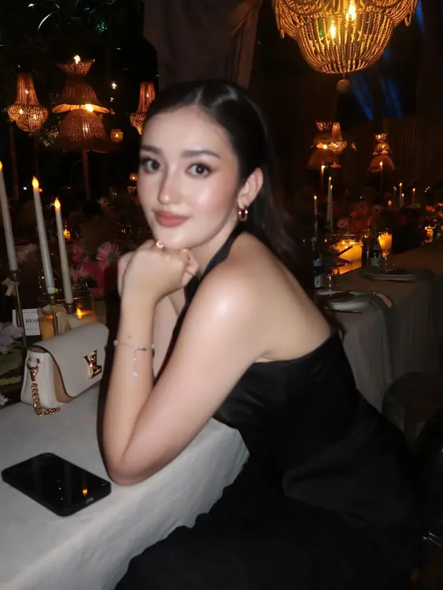 Para Selebritis Hadir di Resepsi Pernikahan Luna Maya dan Maxime Bouttier.