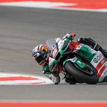 Pembalap LCR Honda asal Prancis, Johann Zarco mengaspal pada sesi kualifikasi MotoGP Grand Prix Portugal di Sirkuit Internasional Algarve di Portimao pada 23 Maret 2024. (AFP/Patricia De Melo Moreira)