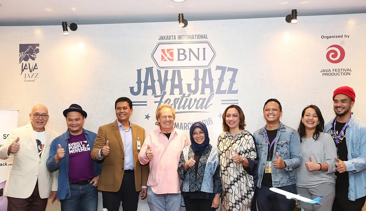 Banyak musisi akan tampil dalam pagelaran Java Jazz Festival (JJF) 2018. Selain diramaikan musisi profesional, perhelatan itu juga diramaikan oleh band bentukan para menteri Kabinet Kerja Jokowi, Elek Yo Band. (Bambang E. Ros/Bintang.com)