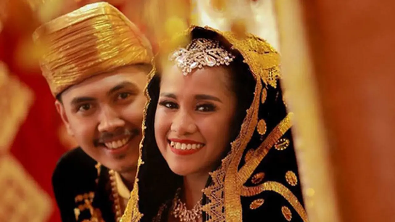 [Bintang] Chika Waode dan Fajri Fauzi