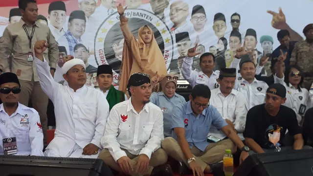 Ditemani Ahmad Dani, Sandiaga Uno Hadiri Deklarasi Pemenangan Provinsi Banten di Tangerang