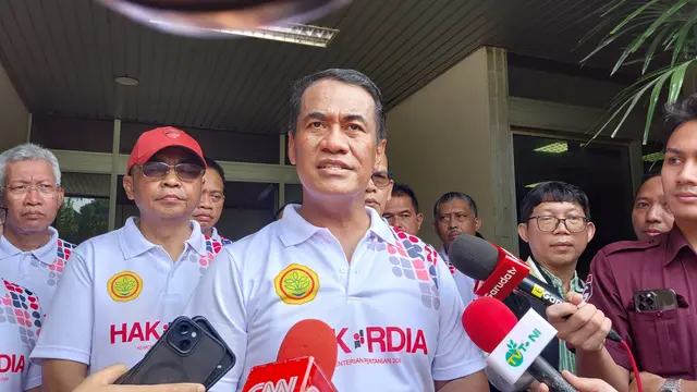 Mentan Sebar Nomor HP, Minta Pegawai Lapor Kalau Temukan Korupsi