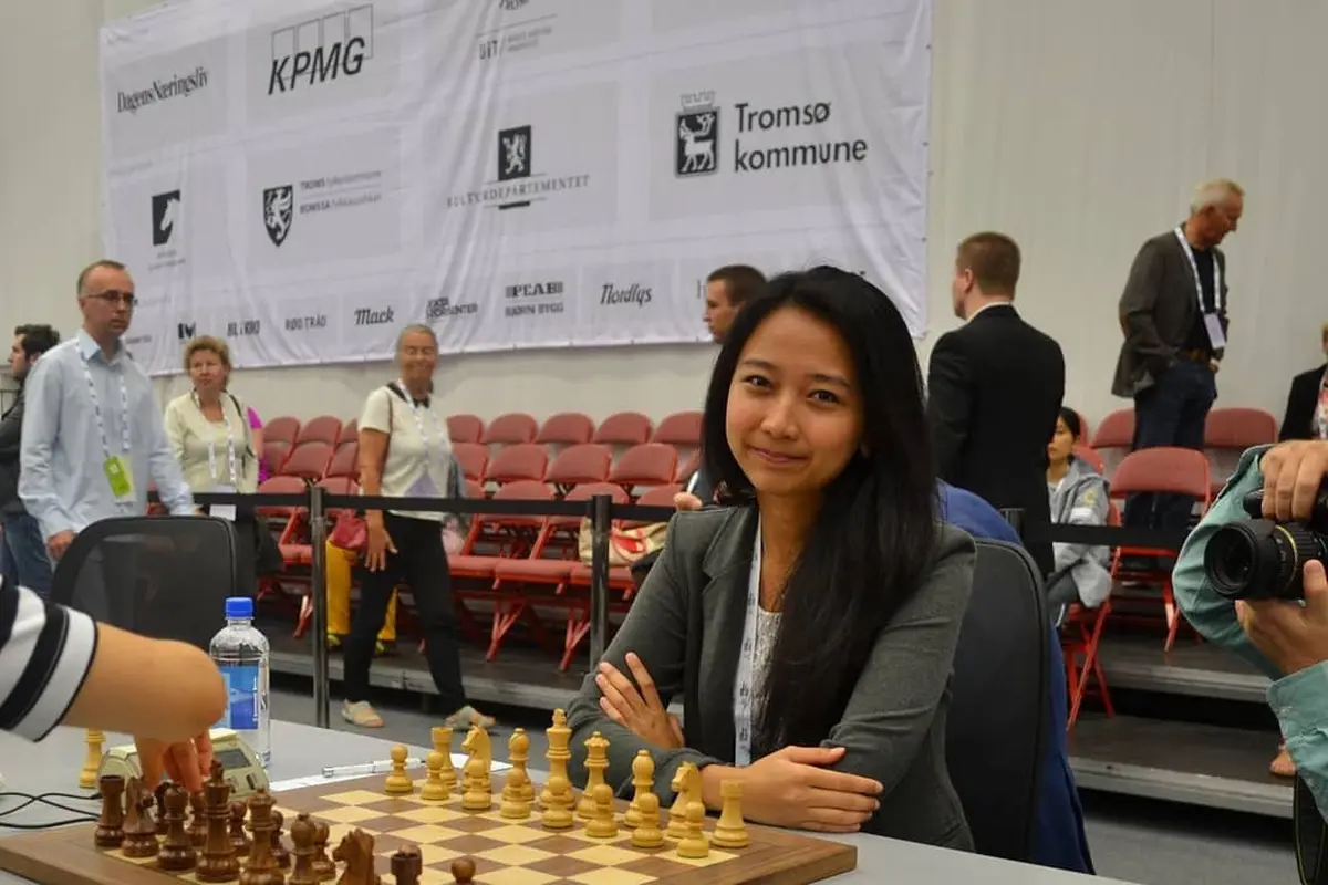 6 Potret Irene Sukandar, Grand Master Wanita Catur Indonesia