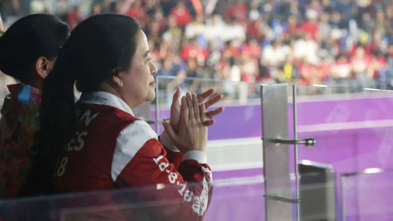 Menko PMK Beri Semangat Tim Bulu Tangkis Putra di Final