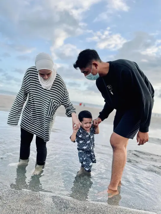 Putri Anne dan Arya Saloka (Instagram/ussypratama)