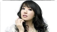 Nana Mizuki yang tiba-tiba kehilangan suaranya setelah konser pertama, langsung memeriksakan kesehatannya.