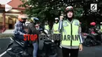 Polantas Polres Lamongan membuat parodi 'seberapa greget kamu' sambil tetap mengingatkan tentang keselamatan lalu lintas.