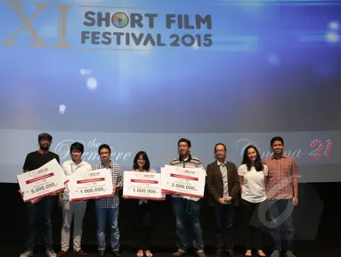 Perhelatan XXI Short Film Festival 2015 ditutup dengan acara malam penghargaan kepada pemenang festival di Epicentrum XXI, Kuningan, Jakarta, Minggu (22/3/2015).(Liputan6.com/Yoppy Renato)