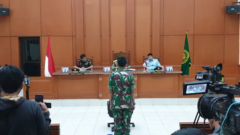 Majelis Hakim Pengadilan Militer Tinggi II menjatuhkan vonis seumur hidup terhadap Kolonel Priyanto, terdakwa kasus dugaan pembunuhan berencana terhadap sejoli yang dibuang ke sungai di Nagreg