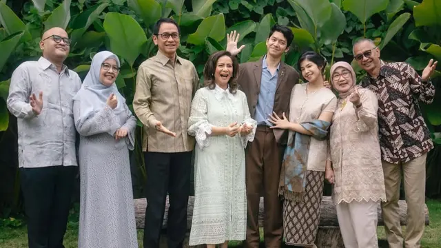 Tristan Juliano putra Addie MS dan Memes melamar kekasihnya