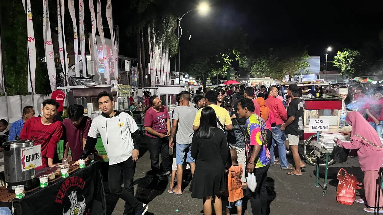 Serunya Nobar Piala Asia U-23 di Pendopo Banyuwangi, Penonton Gratis Makan dan Minum