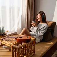 Ilustrasi perempuan di kamar/copyrightshutterstock/Farknot Architect