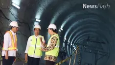 Kemajuan pembangunan mass rapid transit (MRT) tahap pertama, koridor selatan-utara, Lebak Bulus-Bundaran HI, sepanjang 16 km, sudah rampung 64,7% dan bakal mencapai 93% akhir tahun ini.