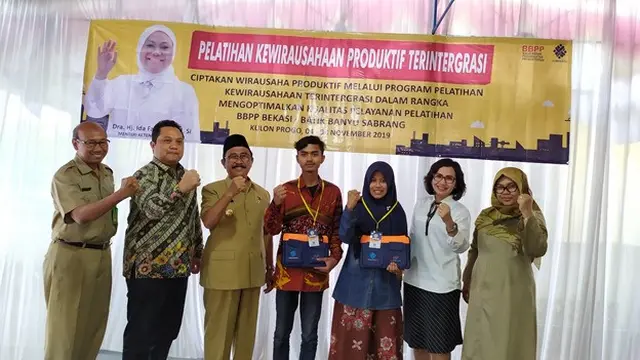 Puluhan Masyarakat Kulon Progo Ikuti Pelatihan Wirausaha Batik