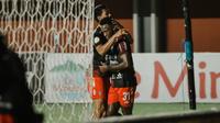 Penyerang Bali United, Privat Mbarga mencetak dua gol ke gawang Madura United pada pekan ke-14 BRI Liga 1 2022/2023 di Stadion Maguwoharjo, Sleman pada Senin (12/12/2022) malam. (Dok Bali United)