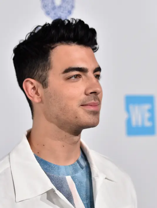 Bahkan, Joe Jonas sudah terlalu bosan menerima pertanyaan publik tentang pendapat dirinya melihat kemesraan Gigi dan Zayn Malik. (AFP/Bintang.com)