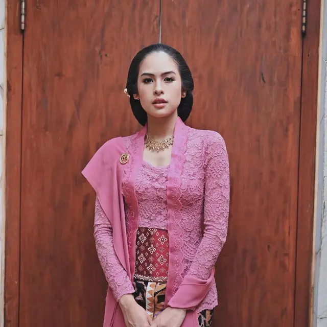 6 Potret Artis hingga Tokoh Hadiri Pernikahan Putri Tanjung dan Guinandra Jatikusumo