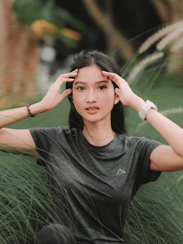 7 Pesona Claresta Taufan, Atlet Karate yang Kini Kian Populer di Layar Kaca