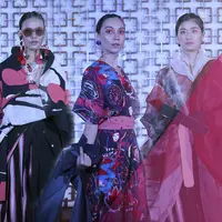 Bernuansa Romantis, Purana Pamerkan Koleksi Spring Summer 2019