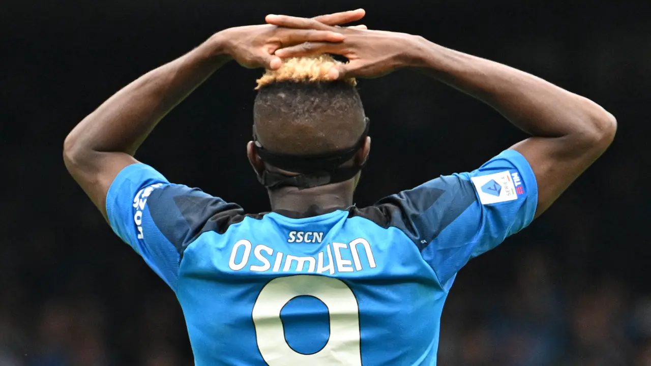 Foto: Napoli Cuma Rasakan Gelar Scudetto Selama 22 Menit, Victor Oshimen pun Kecewa