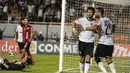 Pada tiga musim itu, Alexandre Pato hanya mampu mencetak 14 gol dari 59 kali penampilan bersama Corinthians. (AFP/Yasuyoshi Chiba)