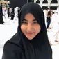 Viany Zaelany menjalani ibadah umrah di bulan Ramadan