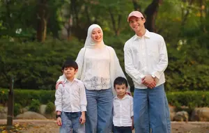 Dinda Hauw & Rey Mbayang Family Time ke Seoul Children's Grand Park