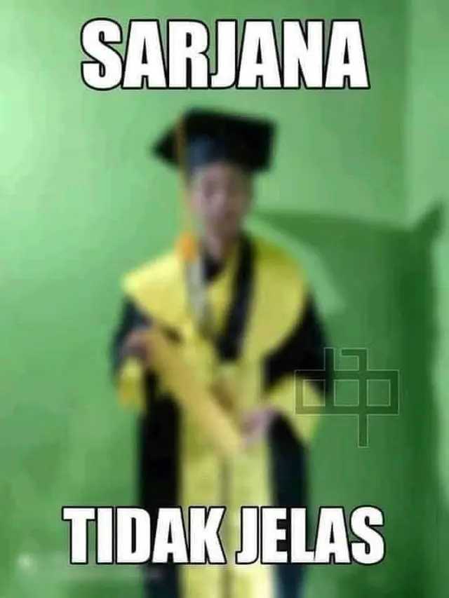 6 Potret Sarjana Nyeleneh Saat Pakai Toga Ini Bikin Garuk Kepala