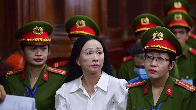 Taipan properti Vietnam Truong My Lan dijatuhi hukuman mati terkait kasus penipuan senilai USD 12,5 miliar.